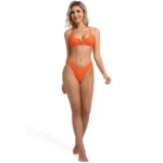 Įdegį praleidžiantis maudymosi kostiumėlis, Adalgisa