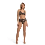 Įdegį praleidžiantis maudymosi kostiumėlis, Egletta